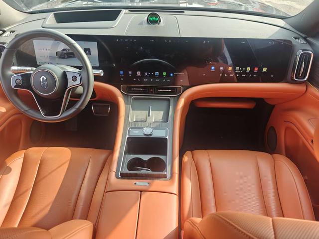 AITO M9 2024 Extended-Range Ultra 6-Seater – фото 17