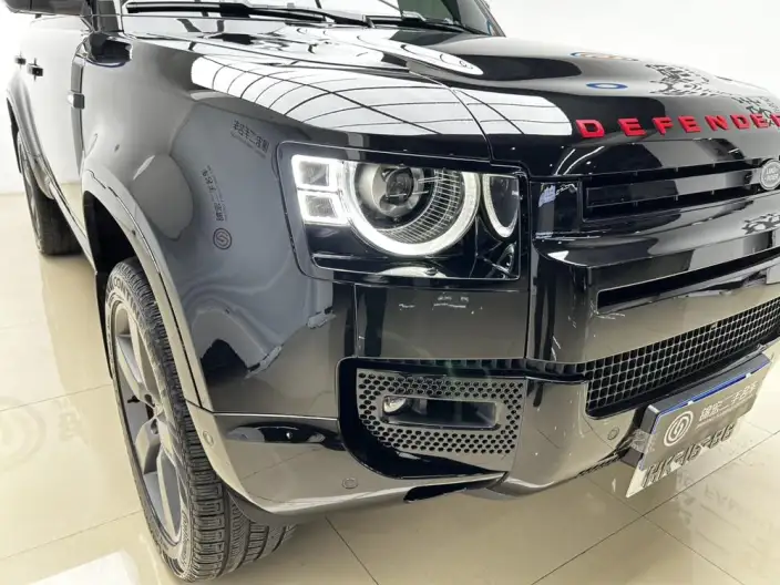 Land Rover Defender 2023 Model Facelift 110 5.0T V8 – фото 7