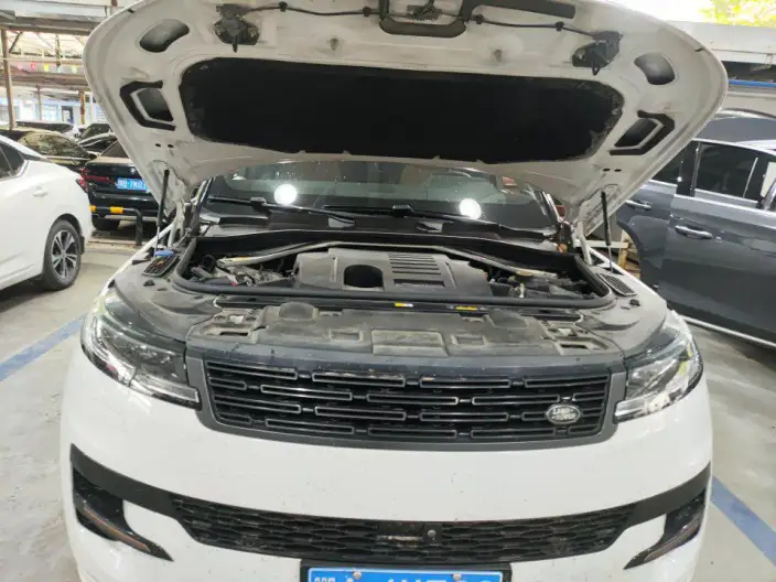 Range Rover Sport 2023 Model 3.0 L6 DYNAMIC SE – фото 5