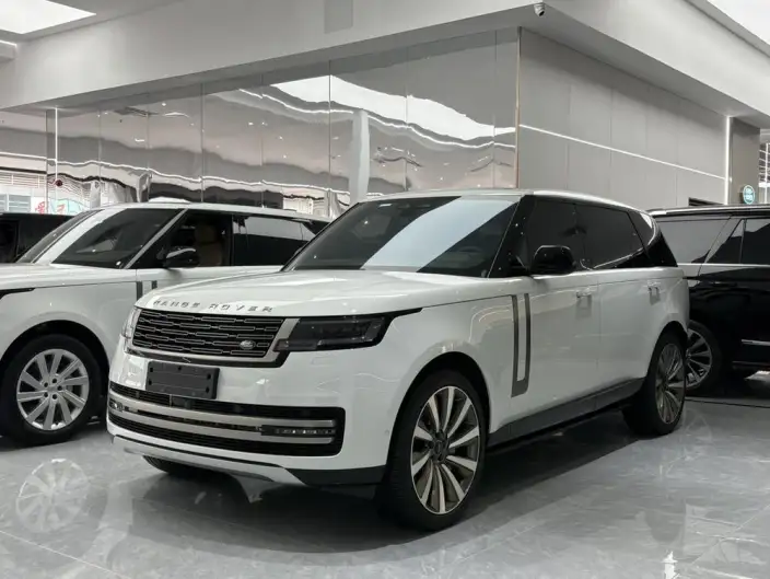 Range Rover 2025 Model 3.0 L6 400PS Shengshi Extended Edition