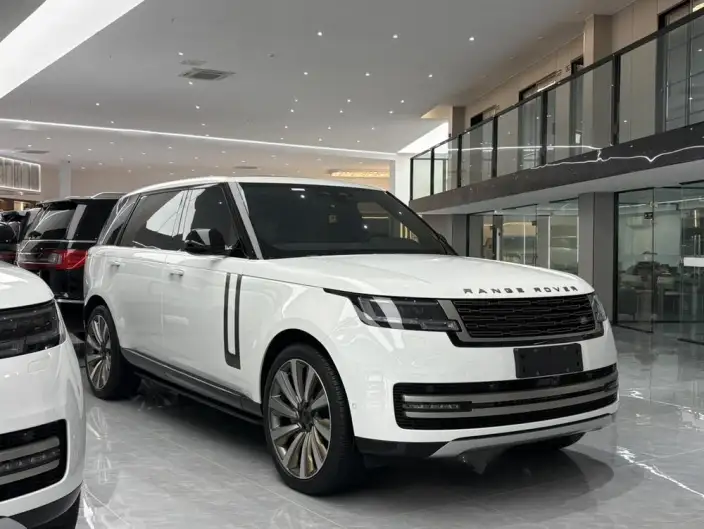 Range Rover 2025 Model 3.0 L6 400PS Shengshi Extended Edition