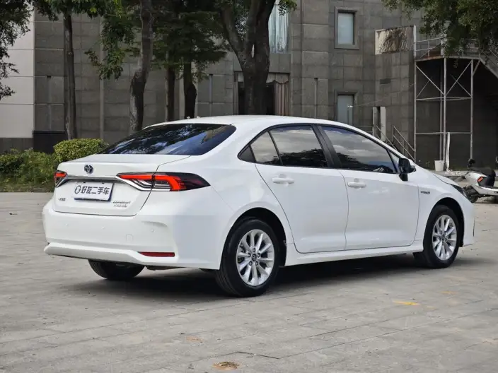 Toyota Corolla 2021 Model Hybrid 1.8L E-CVT Elite Edition – фото 7