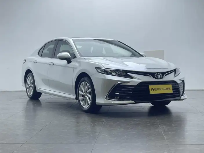 Toyota Camry 2022 Model 2.0G Deluxe Edition