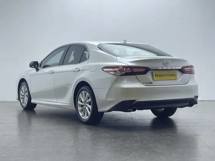 Toyota Camry 2022 Model 2.0G Deluxe Edition – фото 5