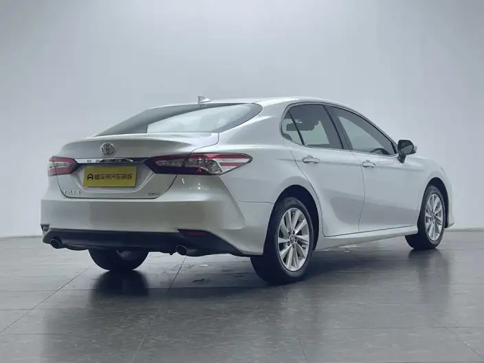 Toyota Camry 2022 Model 2.0G Deluxe Edition – фото 7