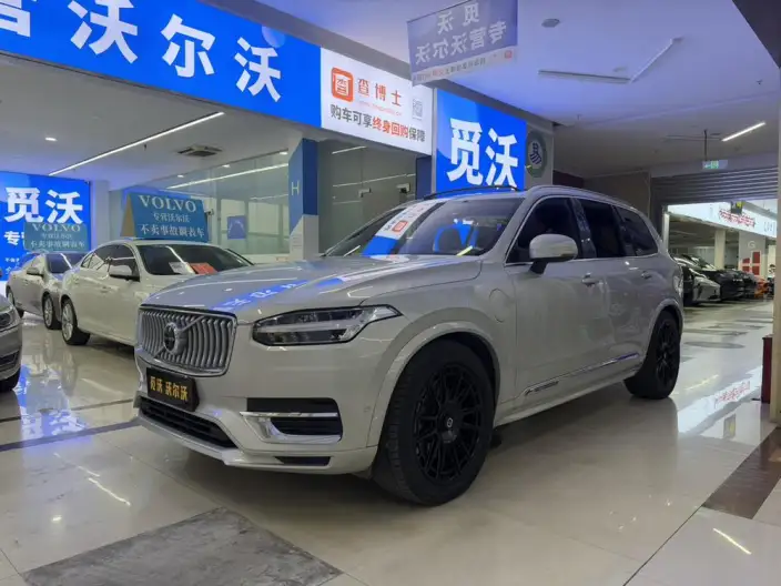 Volvo XC90 PHEV 2022 Model Facelift E Drive Hybrid T8 Smart Prestige Deluxe Edition 7 seat