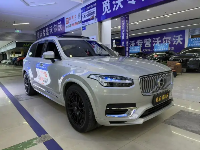 Volvo XC90 PHEV 2022 Model Facelift E Drive Hybrid T8 Smart Prestige Deluxe Edition 7 seat