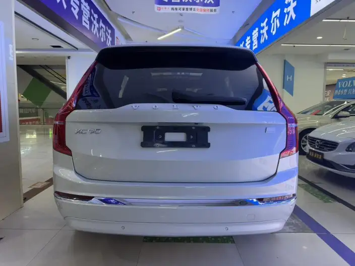 Volvo XC90 PHEV 2022 Model Facelift E Drive Hybrid T8 Smart Prestige Deluxe Edition 7 seat – фото 6