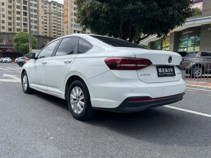 Volkswagen Lavida 2023 Model Facelift 1.5L Automatic Deyi Edition – фото 5