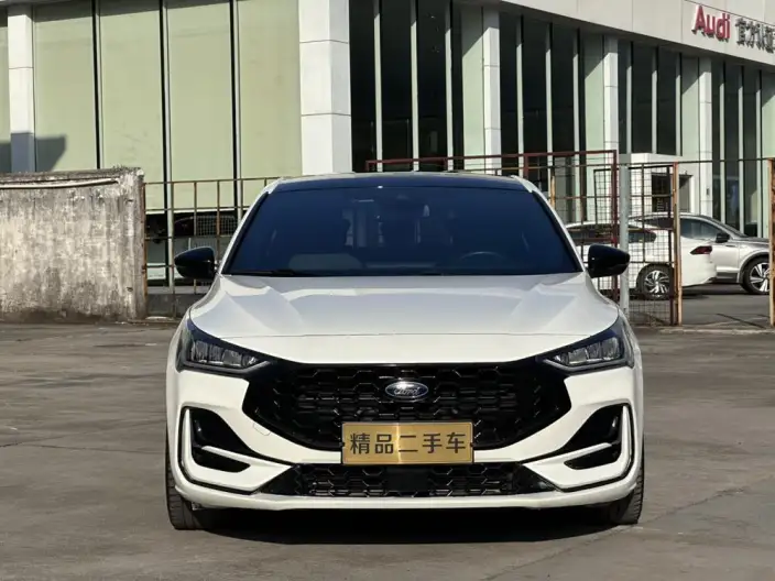 Ford Focus 2022 Model Hatchback EcoBoost 180 Automatic ST Line