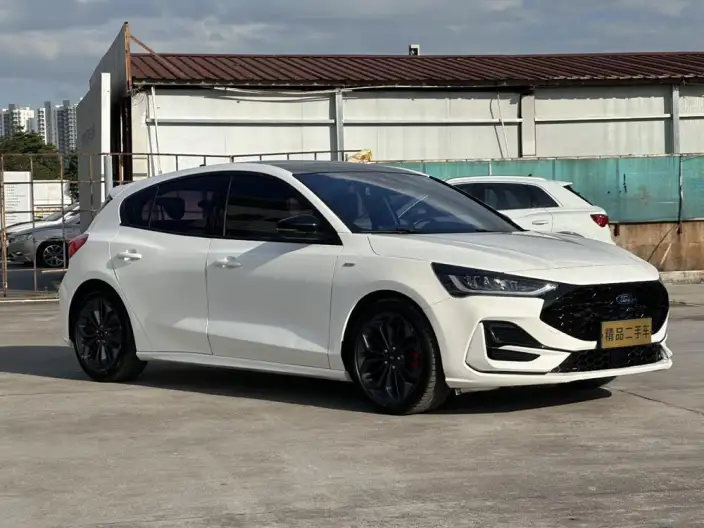Ford Focus 2022 Model Hatchback EcoBoost 180 Automatic ST Line