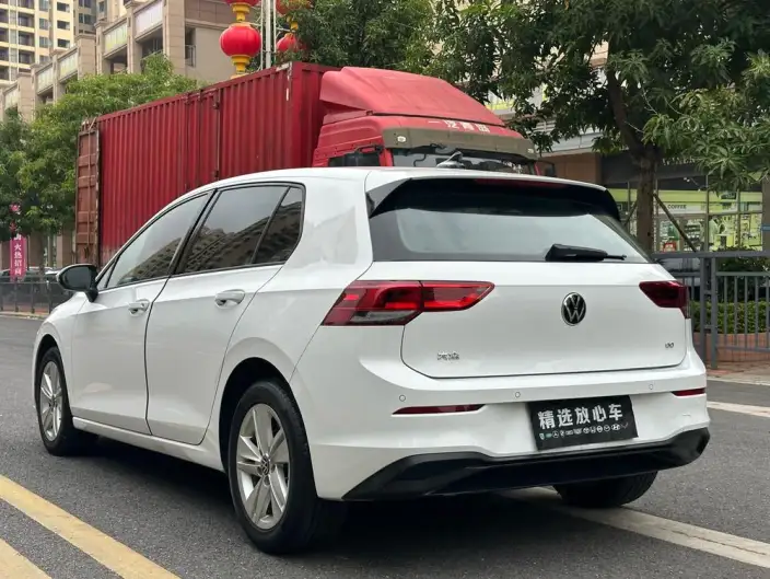 Volkswagen Golf 2023 Model Facelift 200TSI DSG – фото 5