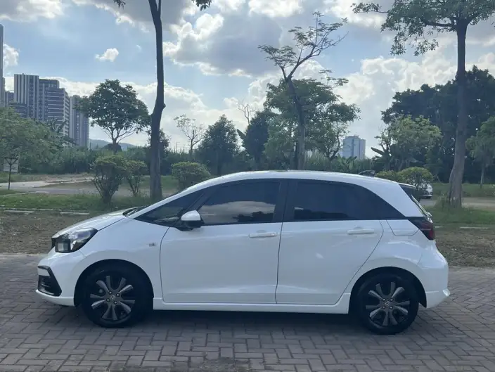 Honda Fit 2021 Model 1.5L CVT Tide Running Edition