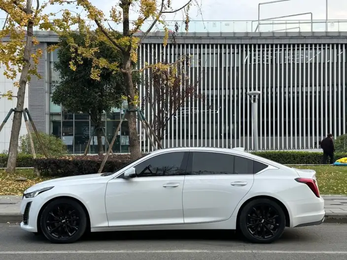 Cadillac CT5 2022 Model 28T Luxury Model Standard Edition