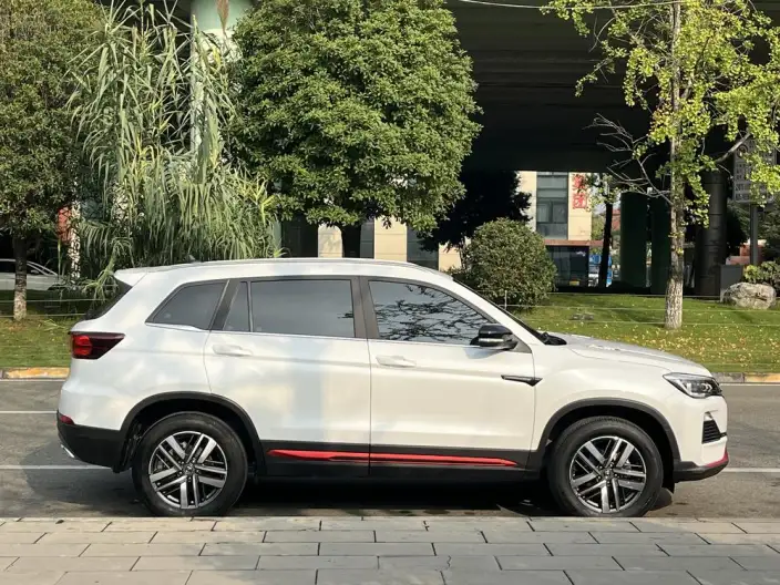 Changan CS75 2023 Model Changxiang Edition 1.5T DCT Luxury Model – фото 8