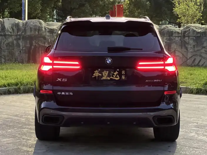 BMW X5 2023 Model xDrive30Li M Sports Set – фото 5