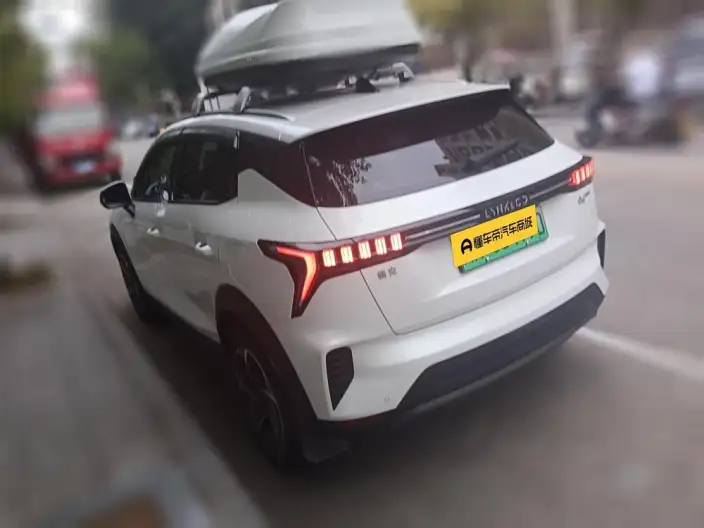 Lynk & Co 06 EM-P 2023 Model PHEV Remix Pro – фото 4