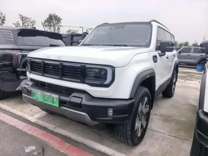 BAIC BJ40 Extended Range 2025 Model Advanced version
