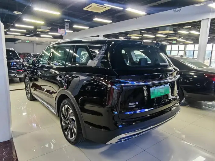 Hongqi HS7 PHEV 2024 Model 2.0T 4WD Flag Enjoy Edition 6 seat