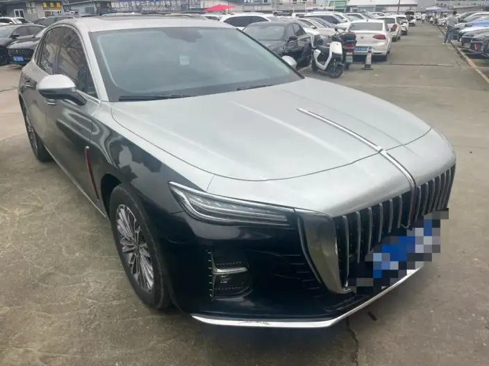 Hongqi H5 2024 Model 2.0T Automatic Smart Flag Enjoy Edition