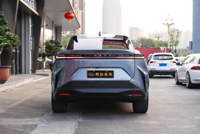 Lexus RZ 2023 Model 450e DIRECT4 Indulgent Edition