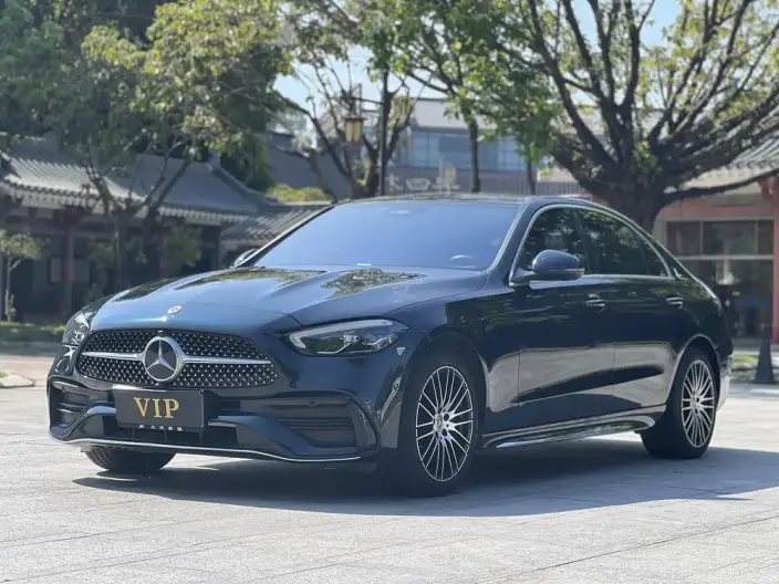 Mercedes-Benz C-Class 2023 Model C 260 L Sports Edition – фото 1