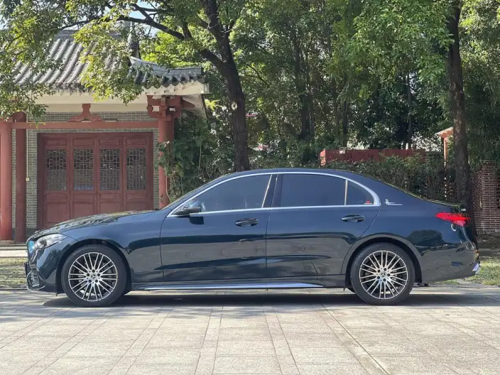 Mercedes-Benz C-Class 2023 Model C 260 L Sports Edition – фото 4