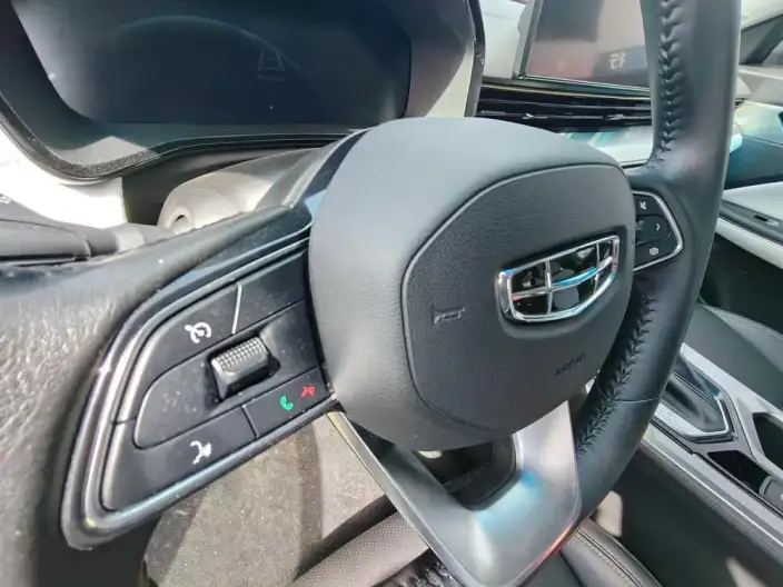 Emgrand L 2022 Model 1.4T CVT Supreme Model – фото 8