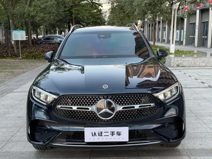 Mercedes-Benz GLC 2023 Model Facelift GLC 260 L 4MATIC Luxury Model 5 seat – фото 2