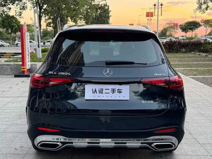 Mercedes-Benz GLC 2023 Model Facelift GLC 260 L 4MATIC Luxury Model 5 seat – фото 6