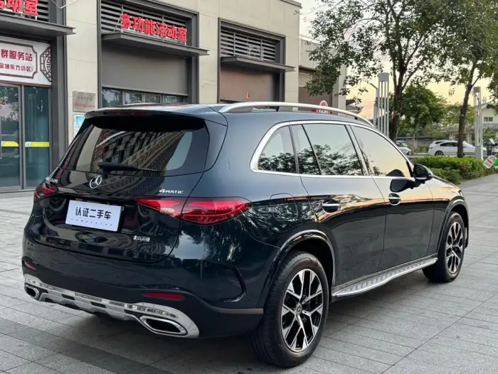 Mercedes-Benz GLC 2023 Model Facelift GLC 260 L 4MATIC Luxury Model 5 seat – фото 7