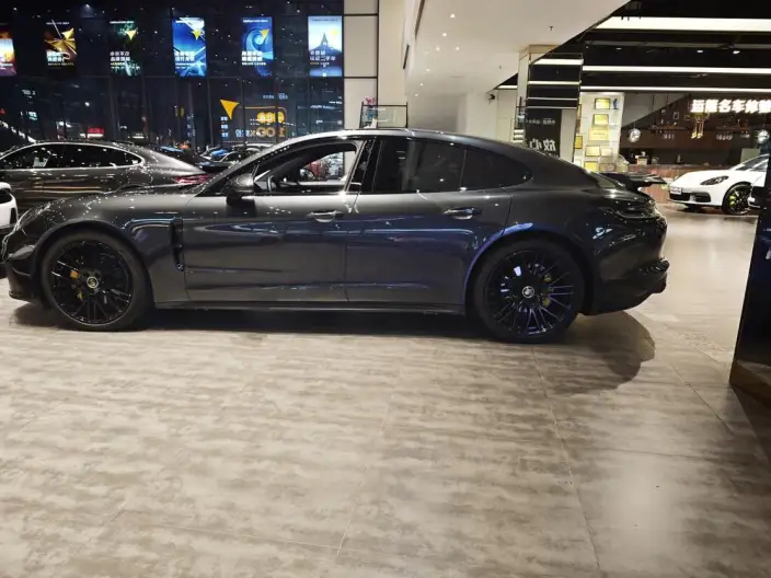 Panamera 2023 Model Facelift Panamera 2.9T Platinum edition