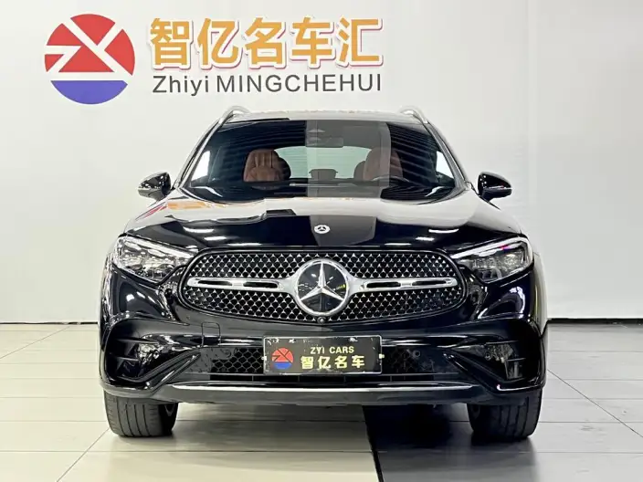 Mercedes-Benz GLC 2023 Model GLC 300 L 4MATIC Luxury Model 7 seat – фото 2