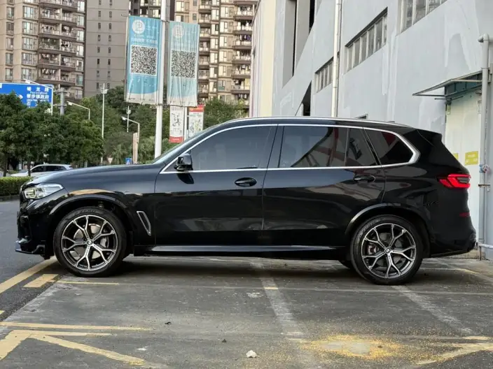 BMW X5 2022 Model Facelift xDrive 40Li M Sports Set – фото 4