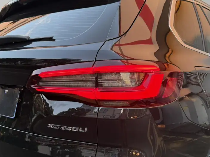 BMW X5 2022 Model Facelift xDrive 40Li M Sports Set – фото 9