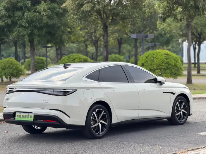 BYD Seal 07DM 2026 Model DM-i 230KM Flagship Model – фото 7
