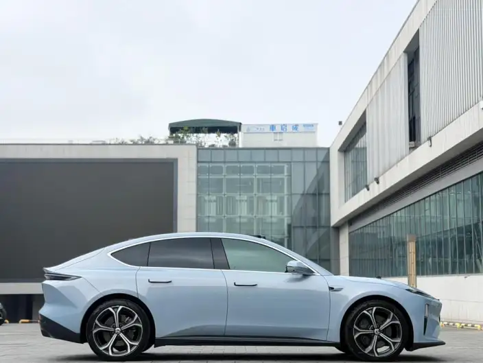 NIO ET5 2022 Model 75kWh – фото 8