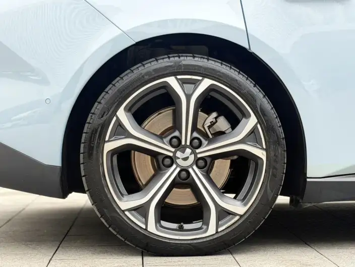 NIO ET5 2022 Model 75kWh – фото 10