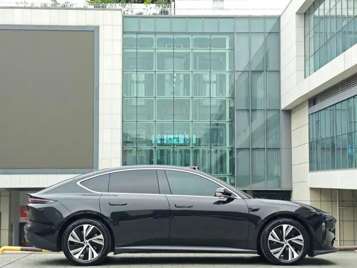 NIO ET5 2024 Model 75kWh – фото 7