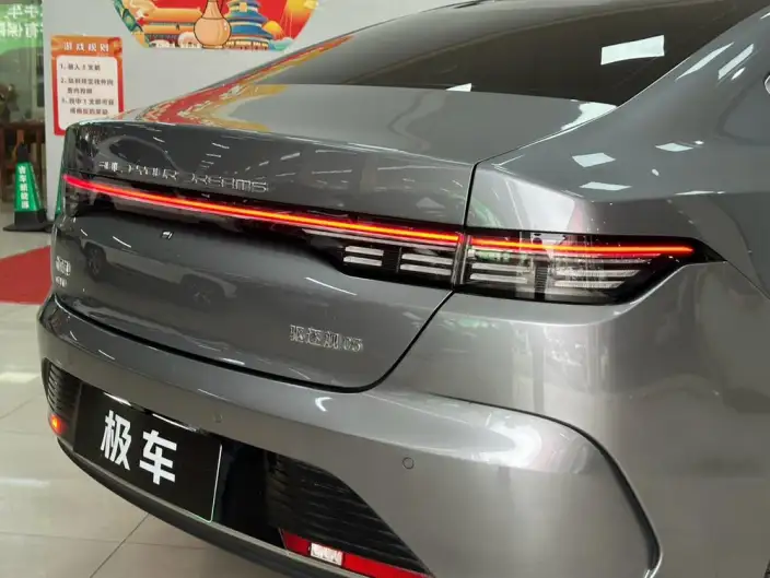 BYD Destroyer 05 2024 Model Honor Edition DM-i 55KM Luxury Model – фото 8
