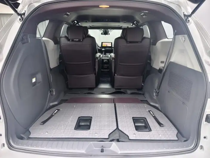 Toyota Sienna 2024 Model Hybrid 2.5L Comfort Edition – фото 9