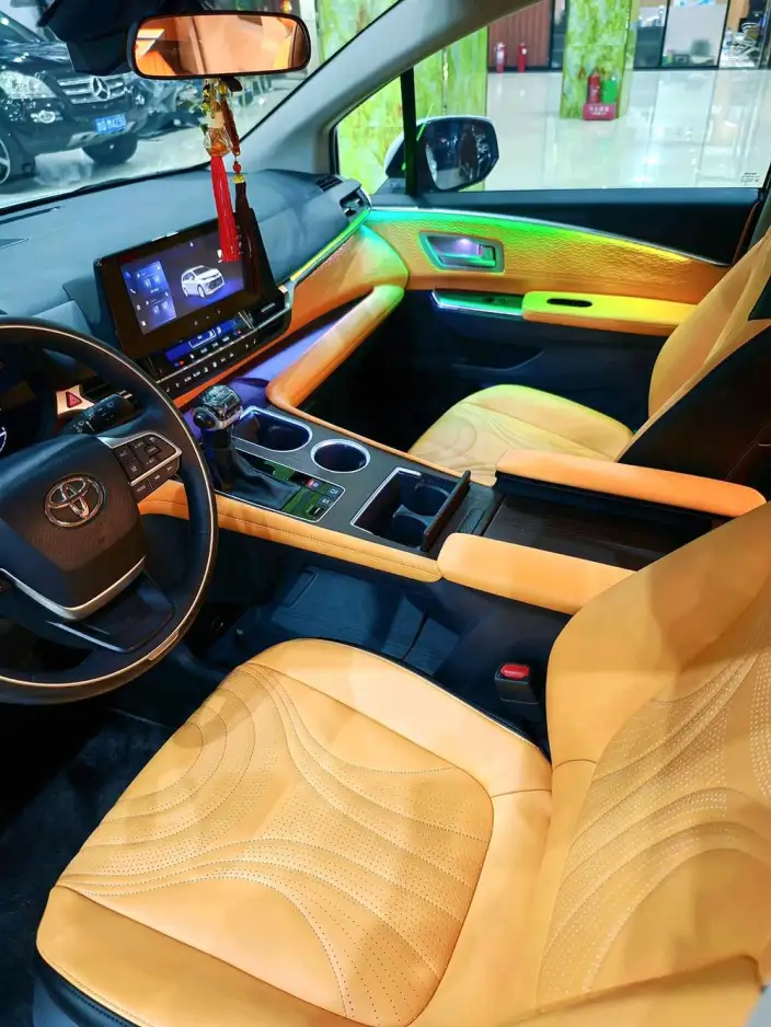 Toyota Sienna 2024 Model Hybrid 2.5L Comfort Edition – фото 6