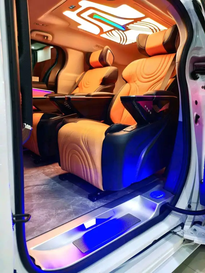 Toyota Sienna 2024 Model Hybrid 2.5L Comfort Edition – фото 7