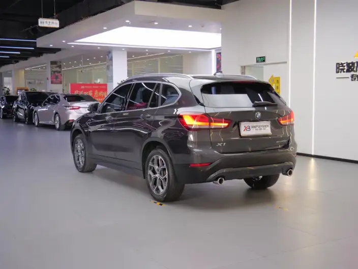 BMW X1 2022 Model sDrive25Li Leading Model – фото 5