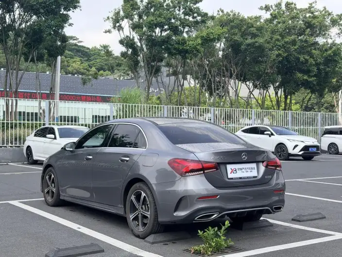 Mercedes-Benz A-class 2022 Model Facelift II A 200 L Sports sedan Fashion Edition – фото 5