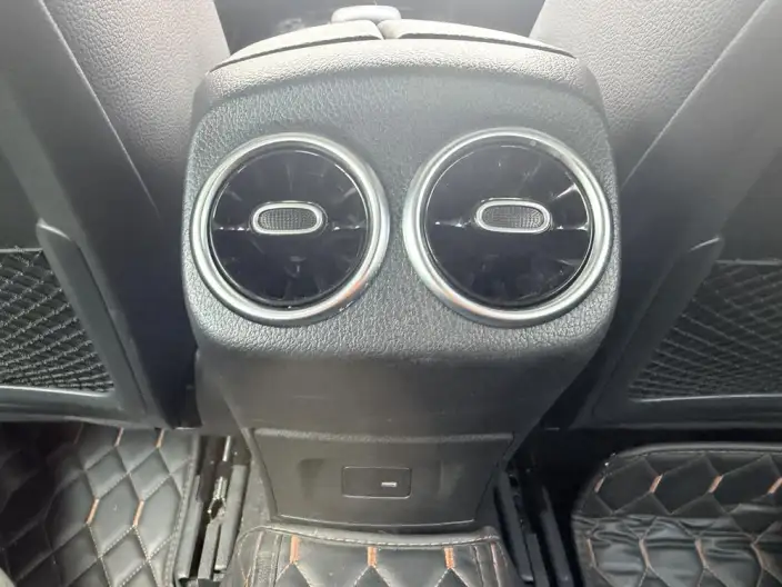 Mercedes-Benz A-class 2022 Model Facelift II A 200 L Sports sedan Fashion Edition – фото 10