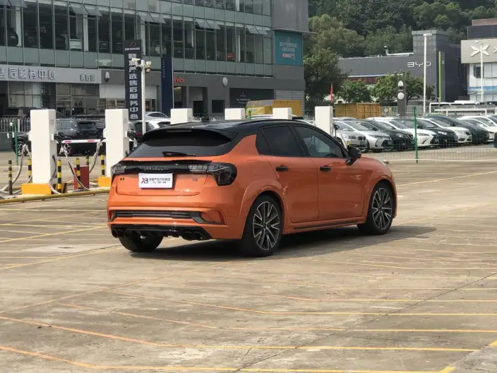 Lynk & Co 02 Hatchback 2021 Model 2.0TD Hatchback Halo – фото 7