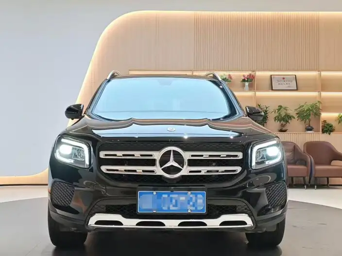 Mercedes-Benz GLB 2022 Model Facelift II GLB 200 Dynamic Model – фото 2