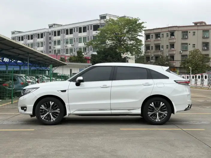 Honda UR-V 2020 Model 370TURBO 2WD Zunya Edition