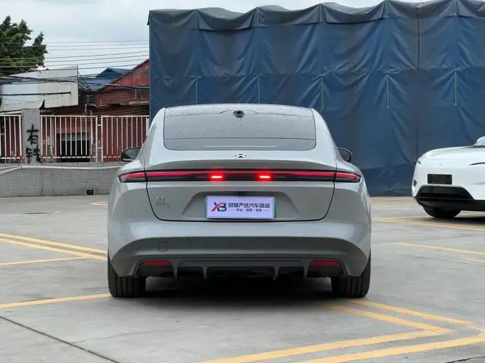 NIO ET5 2022 Model 75kWh – фото 6